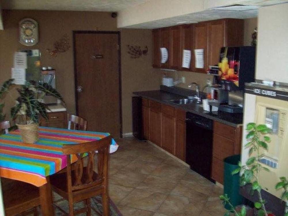 Lyons Inn المظهر الخارجي الصورة